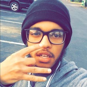 Meet your Posher, Giovanni